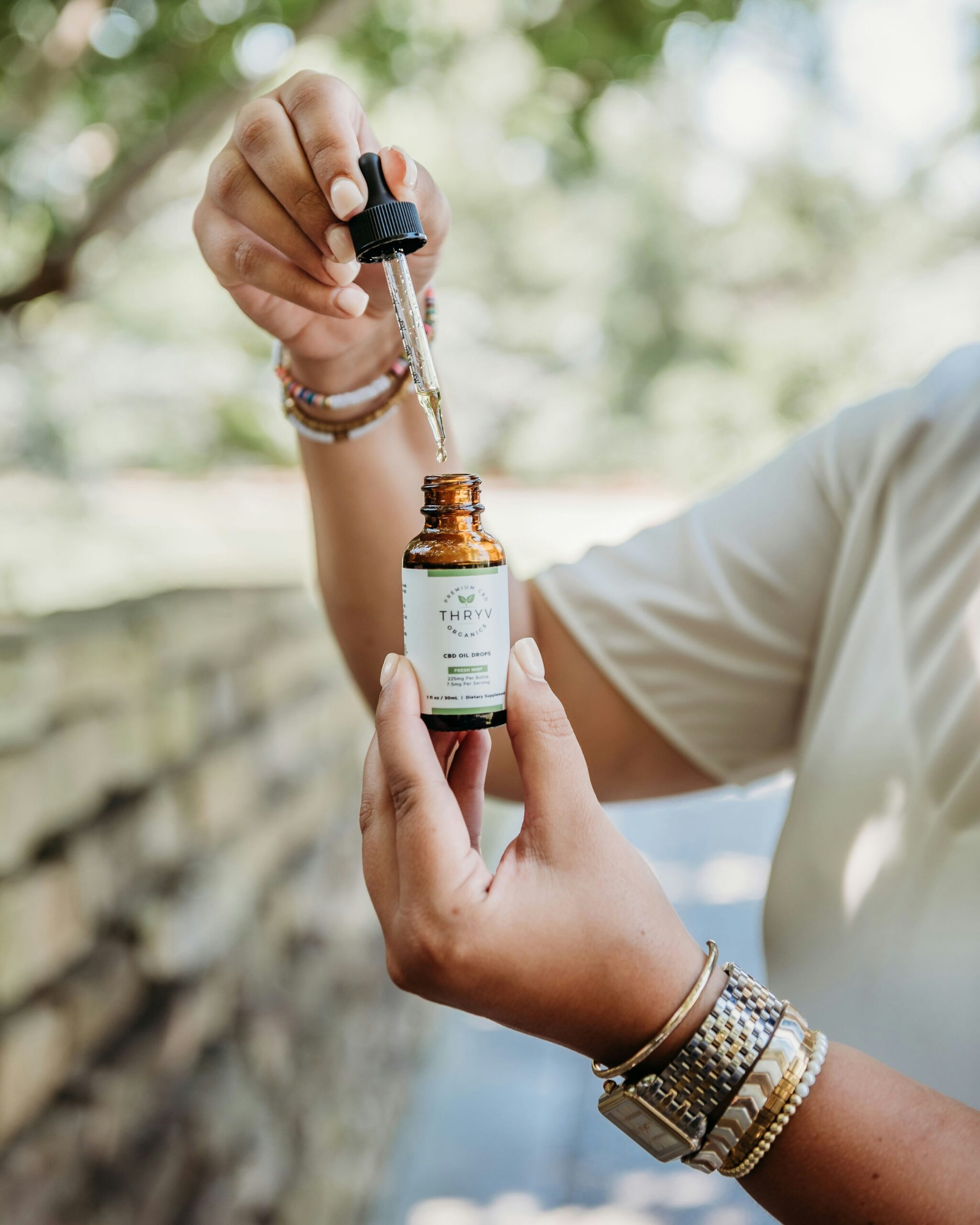 The Therapeutic Potential of CBD Oil: Exploring Safety, Health Benefits, and Legal Status